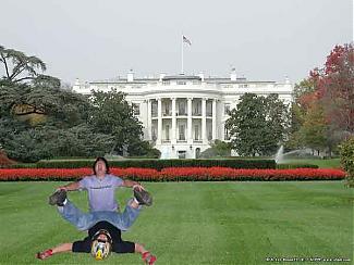 Click image for larger version

Name:	jt-and-matt-white-house1.jpg
Views:	20
Size:	20.7 KB
ID:	179437