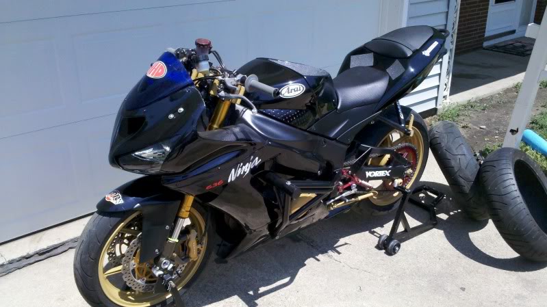 Fully stunt ready 05 636, Clean title, full fairing.. - Stunt 