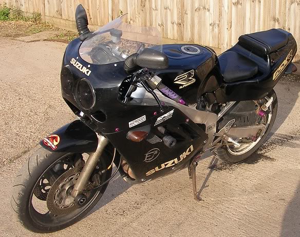 Name:  GSXR400-GK73a.jpg
Views: 934
Size:  99.5 KB