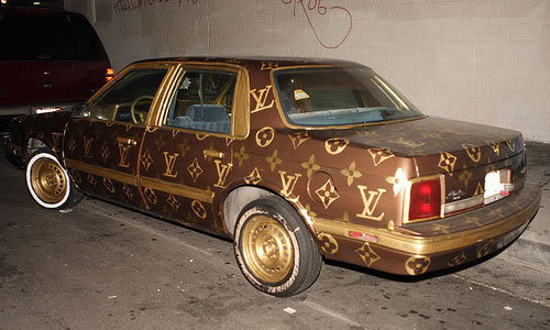 Louis Vuitton car wrap. Spotted in Southern Kentucky : r