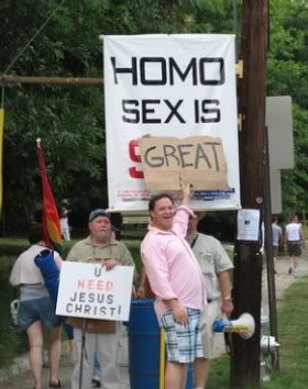 Name:  anti-gay-protesters.jpg
Views: 6
Size:  22.1 KB