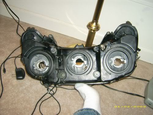 Name:  cbr954headlightsdamage2.jpg
Views: 146
Size:  39.3 KB